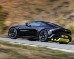 2019 Aston Martin Vantage (Onyx Black) Rear Three-Quarter Wallpapers 150x120 (38)