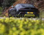 2019 Aston Martin Vantage (Onyx Black) Rear Three-Quarter Wallpapers 150x120 (19)