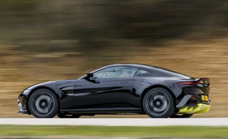 2019 Aston Martin Vantage (Onyx Black) Side Wallpapers 450x275 (42)