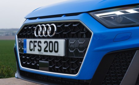 2019 Audi A1 Sportback 30 TFSI S-Line (UK-Spec) Grill Wallpapers 450x275 (79)