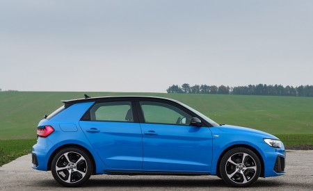 2019 Audi A1 Sportback 30 TFSI S-Line (UK-Spec) Side Wallpapers 450x275 (78)