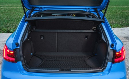2019 Audi A1 Sportback 30 TFSI S-Line (UK-Spec) Trunk Wallpapers 450x275 (89)