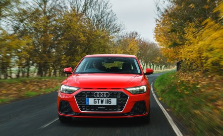 2019 Audi A1 Sportback 30 TFSI (UK-Spec) Front Wallpapers 450x275 (5)