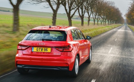 2019 Audi A1 Sportback 30 TFSI (UK-Spec) Rear Wallpapers 450x275 (3)