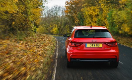 2019 Audi A1 Sportback 30 TFSI (UK-Spec) Rear Wallpapers 450x275 (18)