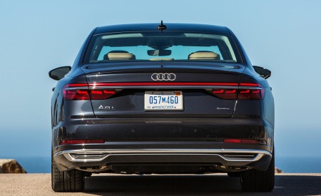 2019 Audi A8 (US-Spec) Rear Wallpapers 450x275 (15)