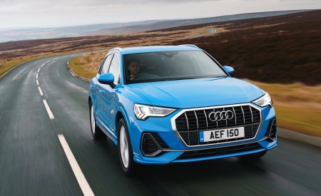 2019 Audi Q3 35 TFSI (UK-Spec) Front Wallpapers 450x275 (13)