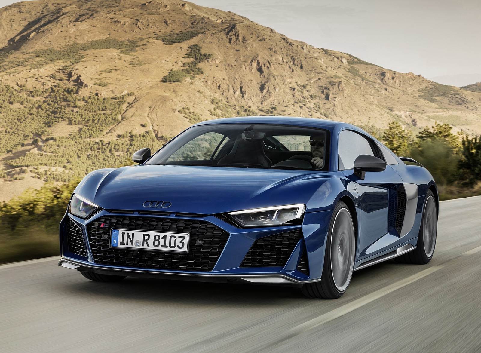 2019 Audi R8 Coupe (Color: Ascari Blue Metallic) Front Three-Quarter Wallpapers #4 of 59