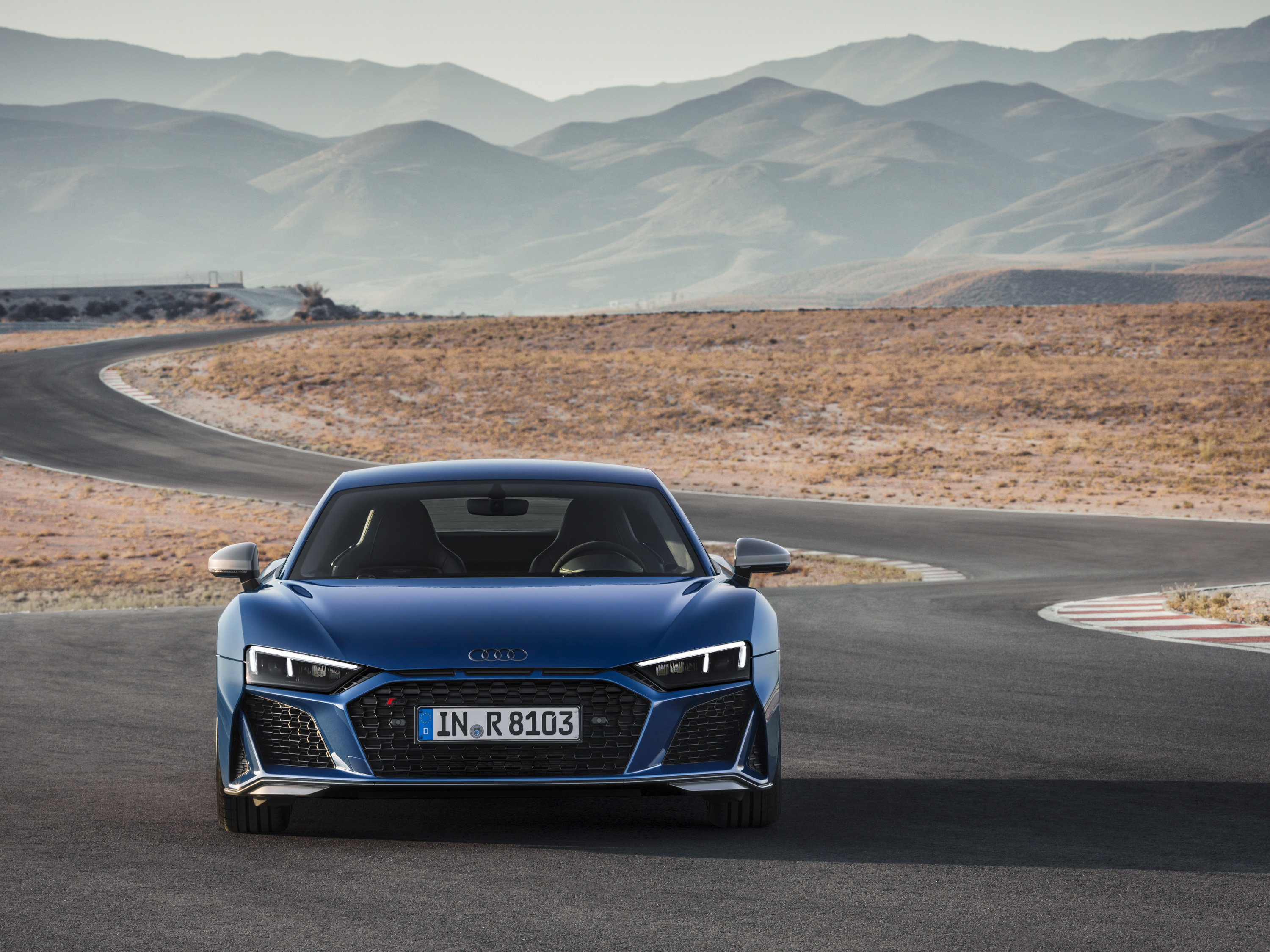 2019 Audi R8 Coupe (Color: Ascari Blue Metallic) Front Wallpapers #8 of 59