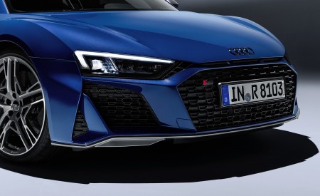 2019 Audi R8 Coupe (Color: Ascari Blue Metallic) Headlight Wallpapers 450x275 (46)