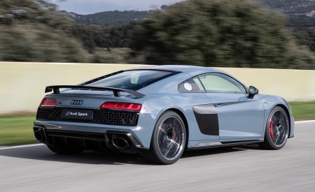 2019 Audi R8 V10 Coupe (Color: Kemora Gray Metallic) Rear Three-Quarter Wallpapers 450x275 (14)