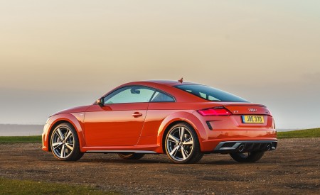 2019 Audi TT Coupe (UK-Spec) Rear Three-Quarter Wallpapers 450x275 (30)