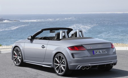 2019 Audi TTS Roadster (Color: Nardo Gray) Rear Three-Quarter Wallpapers 450x275 (35)