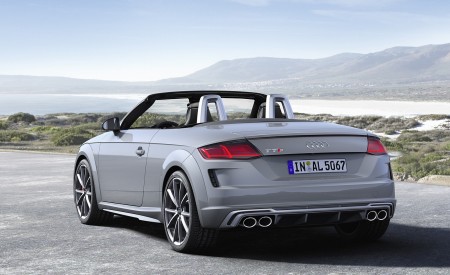 2019 Audi TTS Roadster (Color: Nardo Gray) Rear Three-Quarter Wallpapers 450x275 (36)