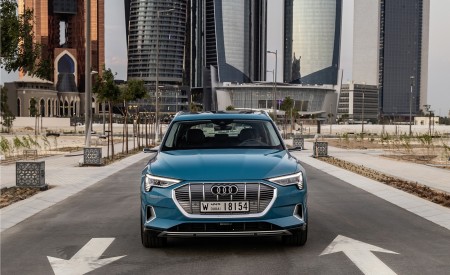 2019 Audi e-tron (Color: Antigua Blue) Front Wallpapers 450x275 (98)