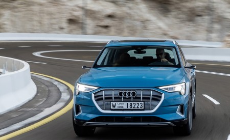 2019 Audi e-tron (Color: Antigua Blue) Front Wallpapers 450x275 (58)