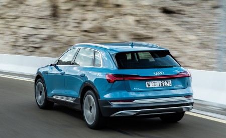 2019 Audi e-tron (Color: Antigua Blue) Rear Three-Quarter Wallpapers 450x275 (70)