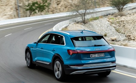 2019 Audi e-tron (Color: Antigua Blue) Rear Three-Quarter Wallpapers 450x275 (61)