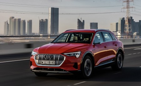 2019 Audi e-tron (Color: Catalunya Red) Front Three-Quarter Wallpapers 450x275 (27)