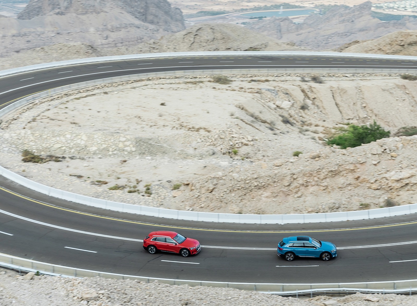 2019 Audi e-tron (Color: Catalunya Red) and Audi e-tron (Color: Antigua Blue) Side Wallpapers (14)