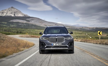 2019 BMW X7 (Color: Arctic Grey) Front Wallpapers 450x275 (2)