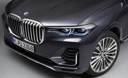 2019 BMW X7 Detail Wallpapers 450x275 (34)