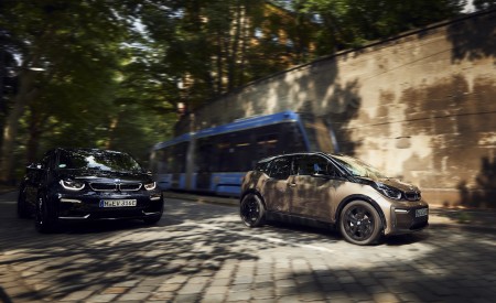 2019 BMW i3 120Ah Front Three-Quarter Wallpapers 450x275 (9)