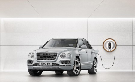 2019 Bentley Bentayga Plug-in Hybrid Charging Wallpapers 450x275 (42)
