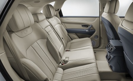 2019 Bentley Bentayga Plug-in Hybrid Interior Rear Seats Wallpapers 450x275 (48)
