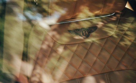 2019 Bentley Bentayga Plug-in Hybrid Interior Seats Wallpapers 450x275 (21)