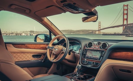 2019 Bentley Bentayga Plug-in Hybrid Interior Wallpapers 450x275 (24)