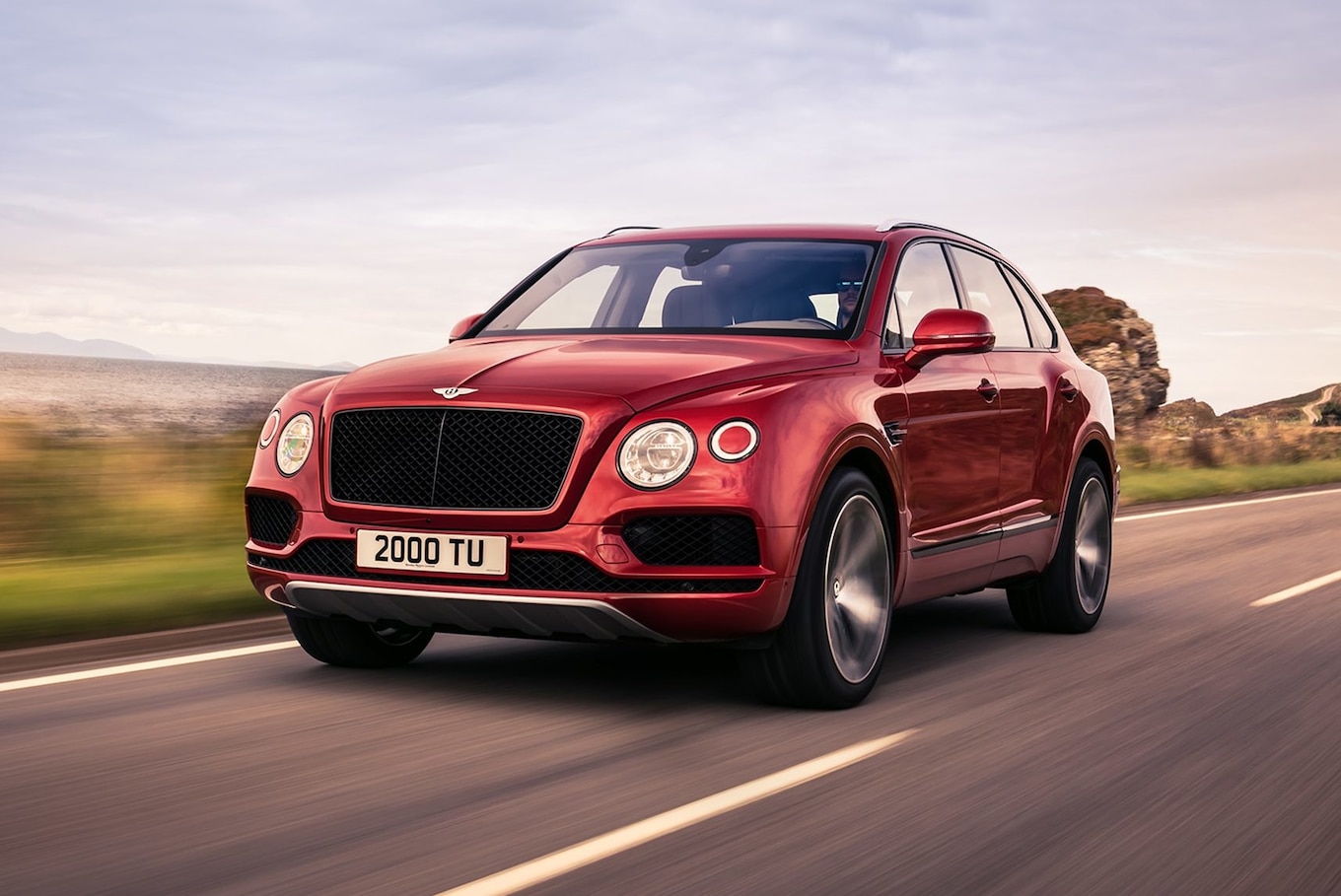 2019 Bentley Bentayga V8 Front Three-Quarter Wallpapers (1)