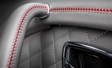 2019 Bentley Bentayga V8 Interior Detail Wallpapers 450x275 (45)