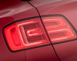 2019 Bentley Bentayga V8 Tail Light Wallpapers 150x120 (33)