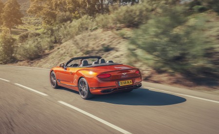 2019 Bentley Continental GT Convertible (Color: Orange Flame) Rear Three-Quarter Wallpapers 450x275 (5)