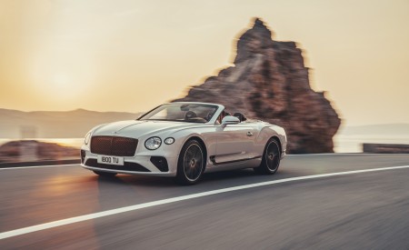 2019 Bentley Continental GT Convertible Front Three-Quarter Wallpapers 450x275 (64)