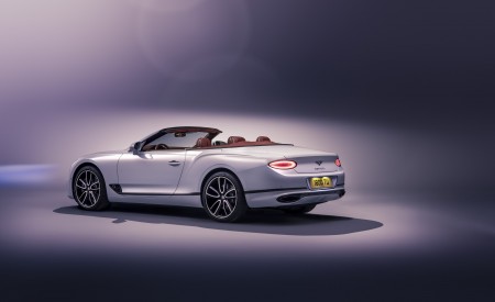 2019 Bentley Continental GT Convertible Rear Three-Quarter Wallpapers 450x275 (100)