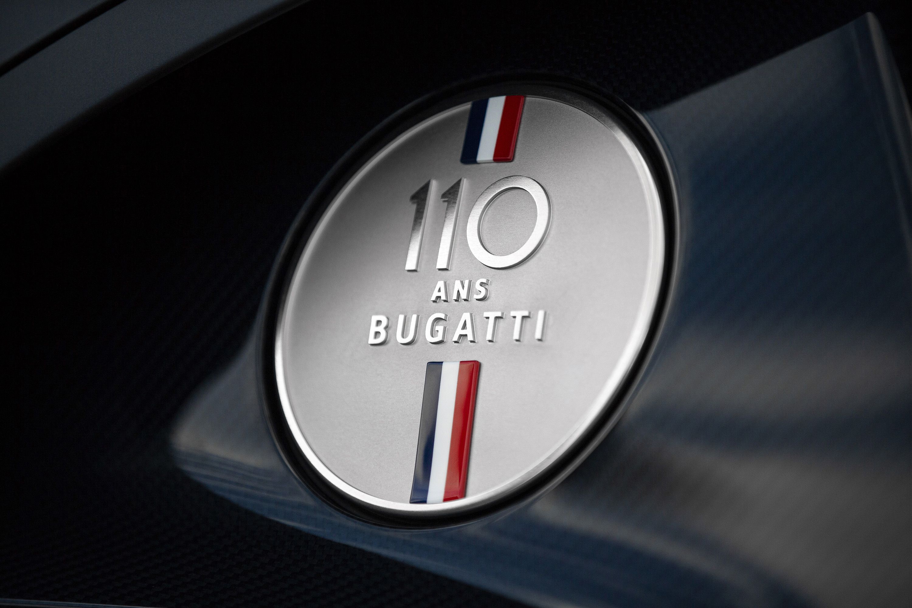 2019 Bugatti Chiron Sport 110 ans Bugatti Detail Wallpapers (8)