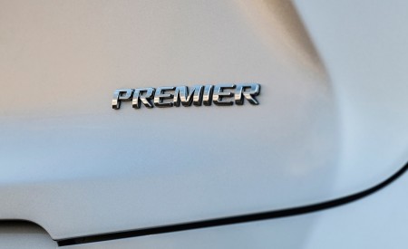 2019 Chevrolet Blazer Badge Wallpapers 450x275 (59)