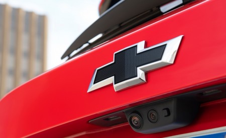 2019 Chevrolet Blazer RS Badge Wallpapers 450x275 (25)