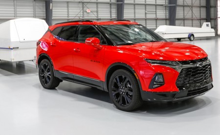 2019 Chevrolet Blazer RS Front Wallpapers 450x275 (18)