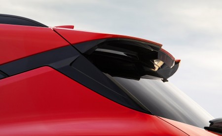 2019 Chevrolet Blazer RS Spoiler Wallpapers 450x275 (31)