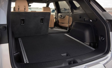 2019 Chevrolet Blazer Trunk Wallpapers 450x275 (62)