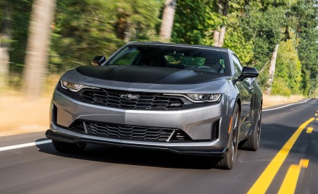 2019 Chevrolet Camaro Turbo 1LE Front Three-Quarter Wallpapers 450x275 (54)