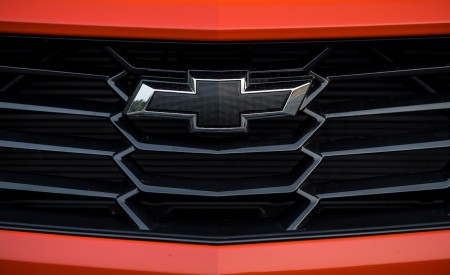 2019 Chevrolet Camaro Turbo 1LE Grill Wallpapers 450x275 (42)