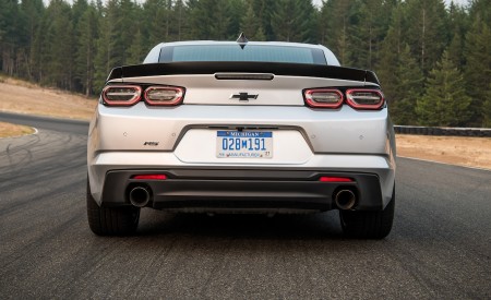 2019 Chevrolet Camaro Turbo 1LE Rear Wallpapers 450x275 (78)