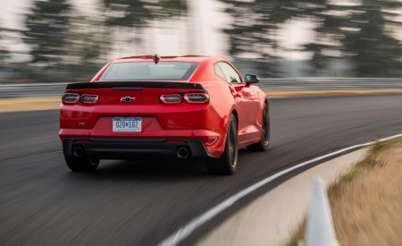 2019 Chevrolet Camaro Turbo 1LE Rear Wallpapers 450x275 (5)