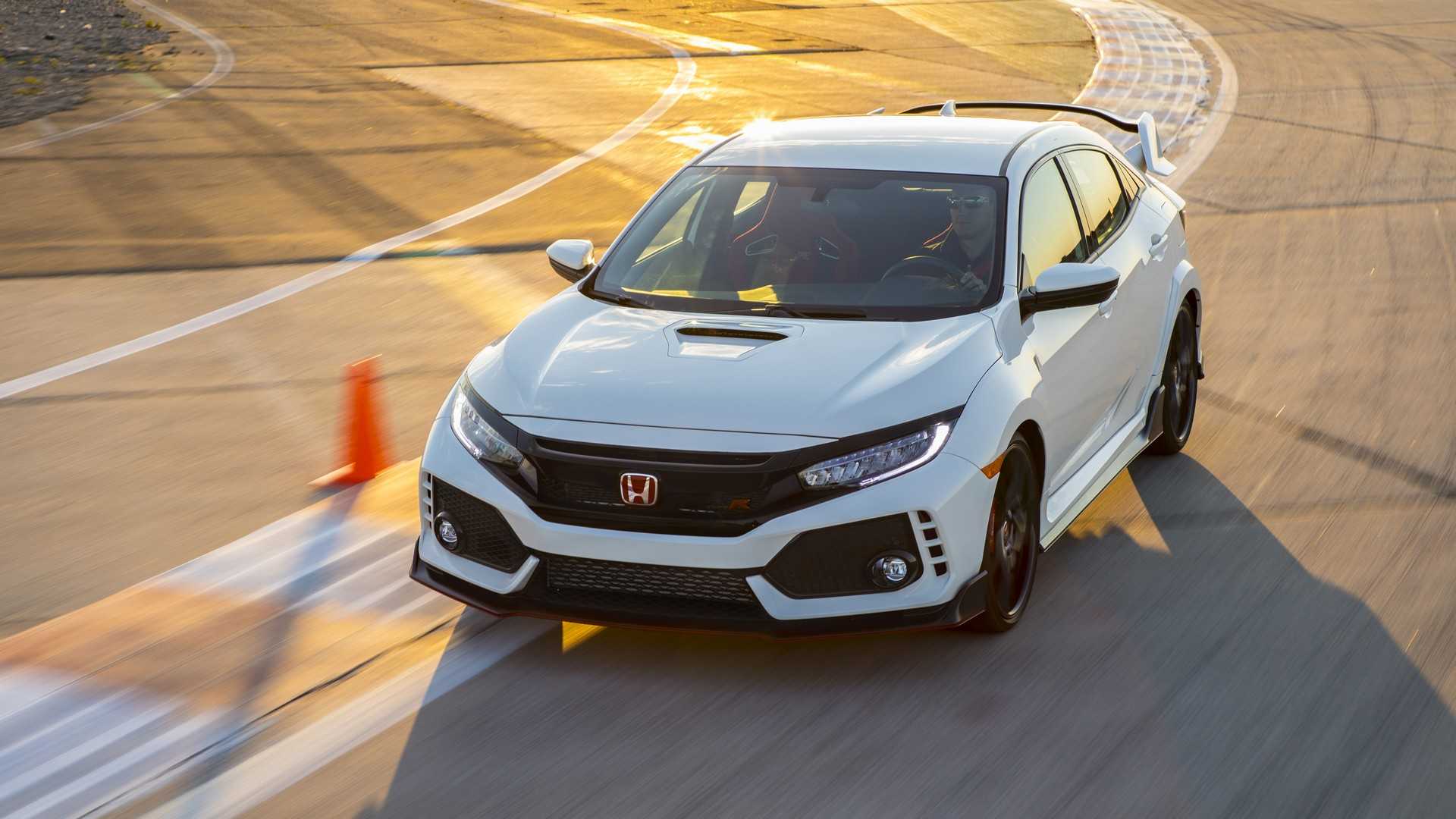 2019 Honda Civic Type R (Color: White Orchid Pearl) Front Wallpapers #163 of 182