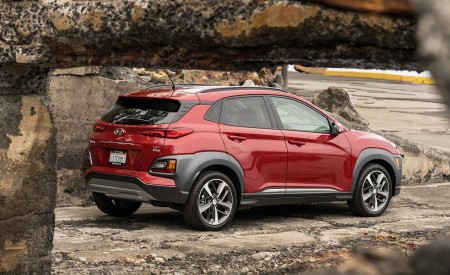 2019 Hyundai Kona Rear Three-Quarter Wallpapers 450x275 (16)
