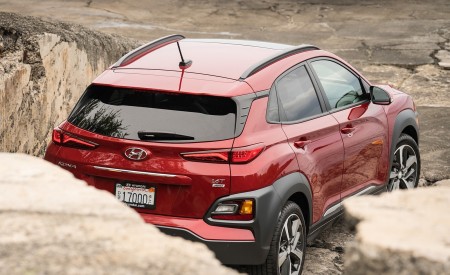 2019 Hyundai Kona Rear Three-Quarter Wallpapers 450x275 (22)